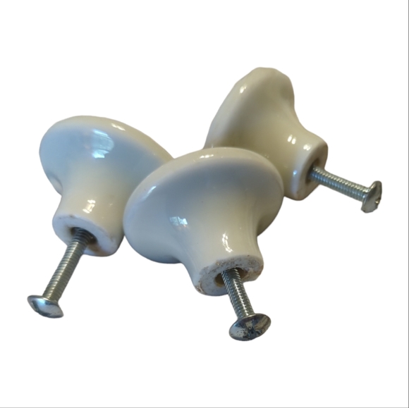 Beautiful Ceramic Drawer Pulls Vintage 11 count - Picture 2 of 2